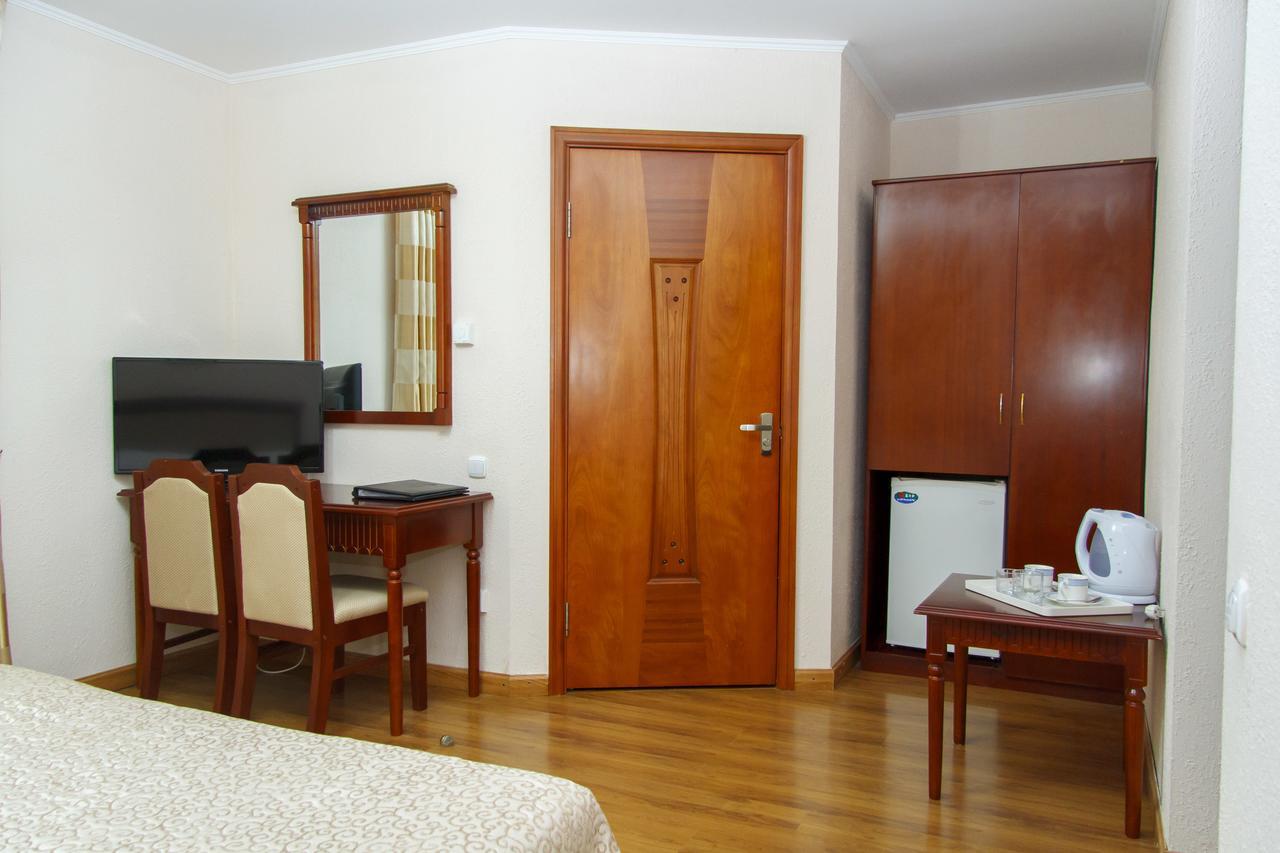 Resort Center Raduga Dolinka Exterior photo